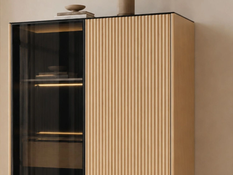 Standvitrine mit einer Glastür, LED-Beleuchtung und Schublade für das Wohnzimmer Auroé Eiche Vicenza