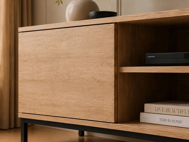 TV-Lowboard mit Türen 150 cm Soroko Hickory