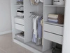 Schiebetürenschrank mit Lamellen und Spiegel 200 cm Lucena Weiß
