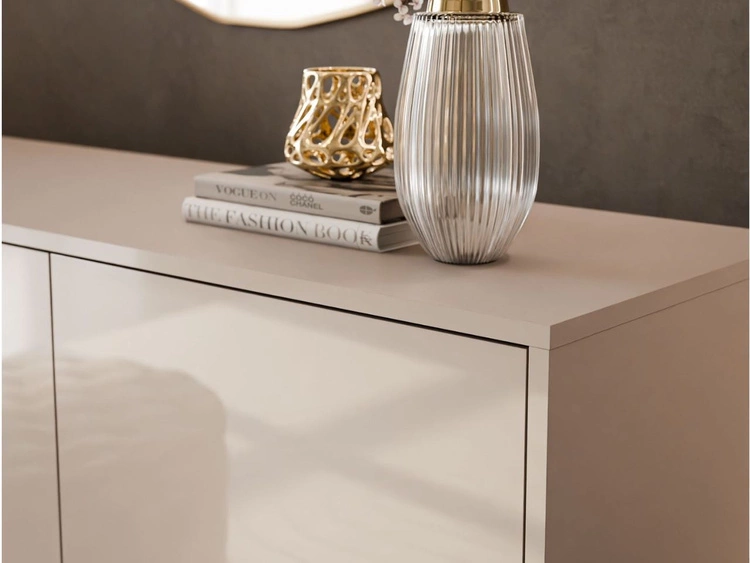 Dreitürige Kommode 154 cm Glamour-Stil auf schwarzfarbenen Metallbeinen Vivance Kaschmirglanz