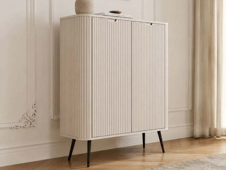 Türkommode Viva Beige auf Schwarzen Beinen